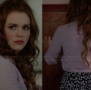 Forever21 Floral Skirt Seen on Lydia Martin